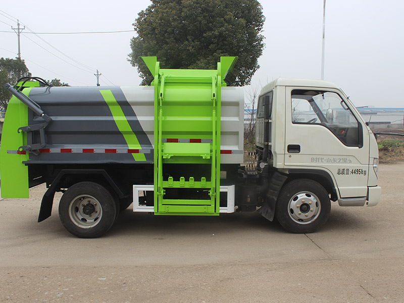 润星牌SCS5040TCABJ6型餐厨垃圾车