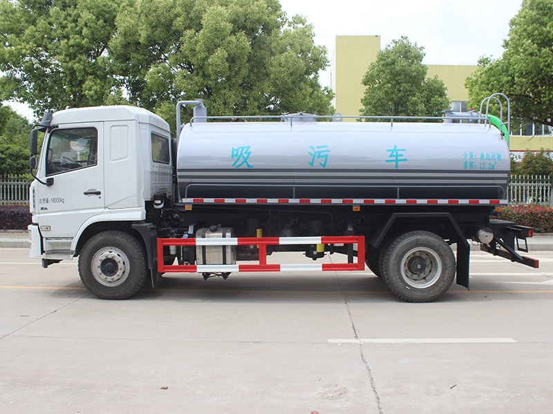 SCS5182GXWSX6吸污车