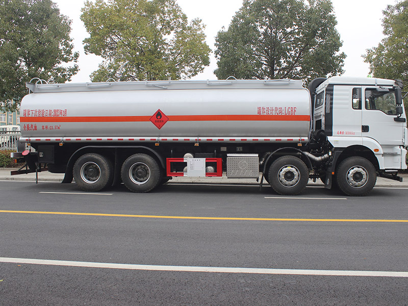 陕汽25立方SCS5323GYYSX6运油车